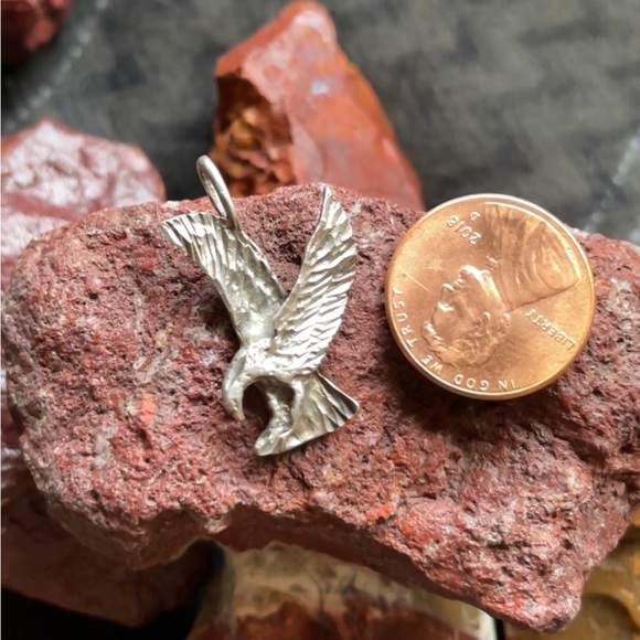 Flying eagle sterling pendant -mens or Womens - Picture 1 of 4